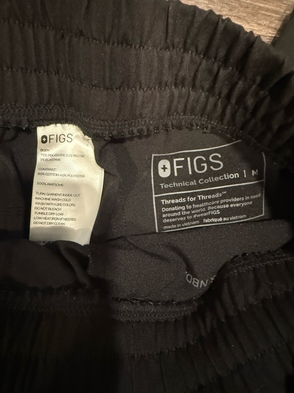 Figs high waisted scrub bottoms size M - Picture 3 of 5